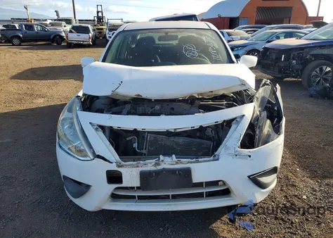 2016 Nissan Versa S z USA, uszkodzony, nr VIN 3N1CN7AP8GL826713